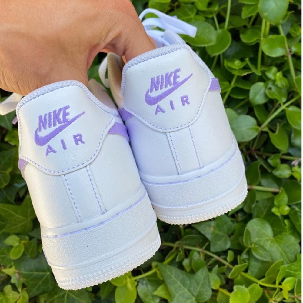 NWT Baby Purple Rare Nike Custom Air Force 1s - Picture 2 of 3